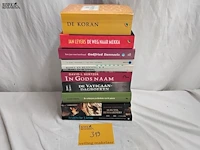 Lot 319 - lot boeken, religie islam christendom, stapel - afbeelding 1 van  1