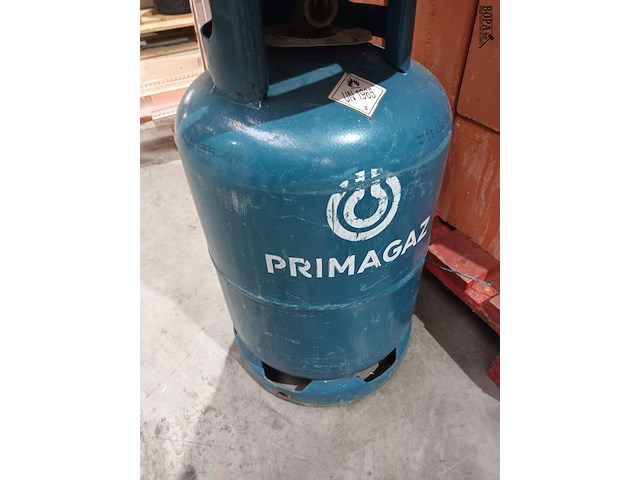 Lot 32 - aangebroken gasflessen. 2 stuks - afbeelding 4 van  4