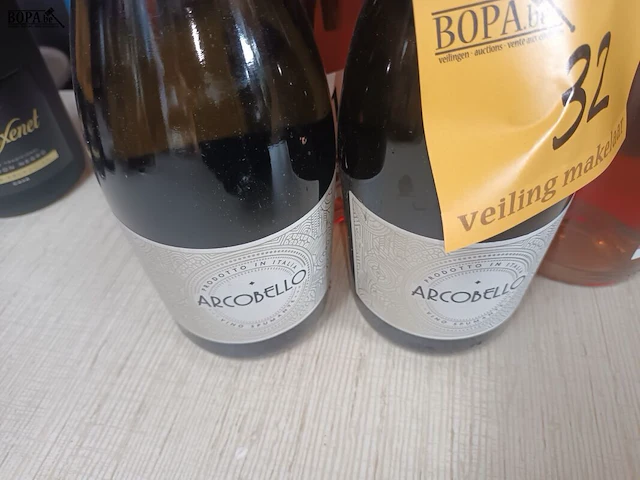 Lot 32 - flessen cava en prosecco. 5 stuks - afbeelding 2 van  4
