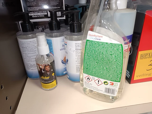 Lot 32 - hygiëne en veiligheid - afbeelding 3 van  4