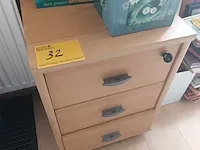 Lot 32 - ladekastje - afbeelding 1 van  3