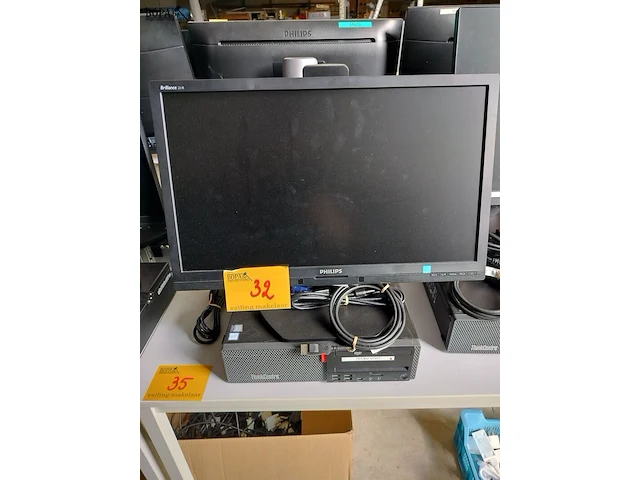 Lot 32 - lenovo thinkcentre computer - afbeelding 1 van  1