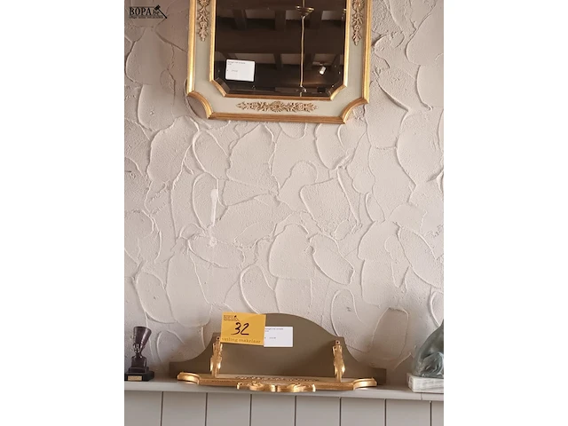 Lot 32 - spiegel met console - afbeelding 1 van  4