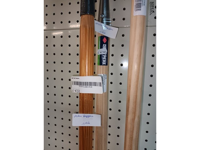 Lot 32 - stekers en hak. 3 stuks - afbeelding 2 van  4