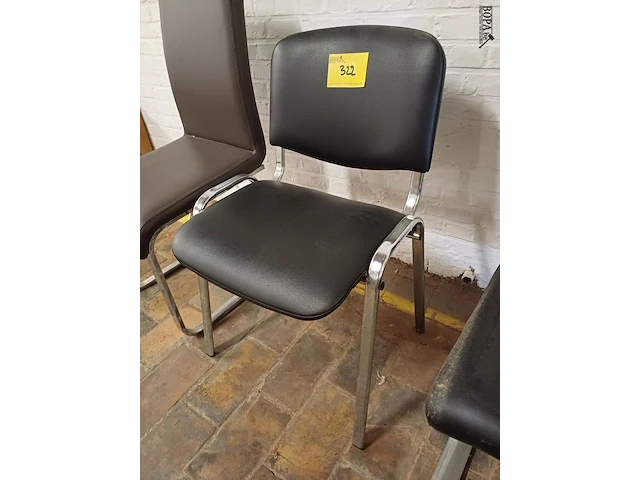 Lot 322 - stoelen. 4 stuks - afbeelding 3 van  5