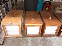 Lot 323 - vinkenbakken. 6 stuks - afbeelding 2 van  3