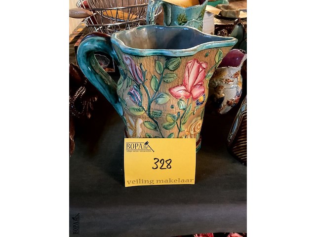 Lot 328 - kan met bloemen gemerkt - afbeelding 1 van  5