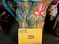 Lot 328 - kan met bloemen gemerkt