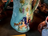 Lot 329 - majolicakan met reliefdecor/kleine majolica - afbeelding 7 van  8