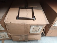 Lot 33 - bevestigingsbeugels. 6 dozen - afbeelding 4 van  5