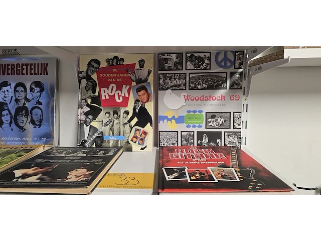Lot 33 - boeken, rock en roll en speelfilm en grote iconen - afbeelding 3 van  3