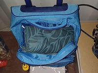 Lot 33 - kindertrolley en dekbedovertrek - afbeelding 2 van  2