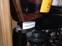 Lot 33 - koffiebonen maler santos - afbeelding 2 van  4