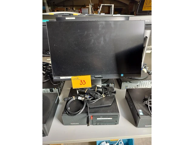 Lot 33 - lenovo thinkcentre computer - afbeelding 1 van  1