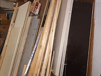 Lot 33 - lot hout en panelen - afbeelding 5 van  5