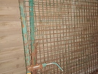 Lot 33 - metalen poort. 2 stuks - afbeelding 2 van  4