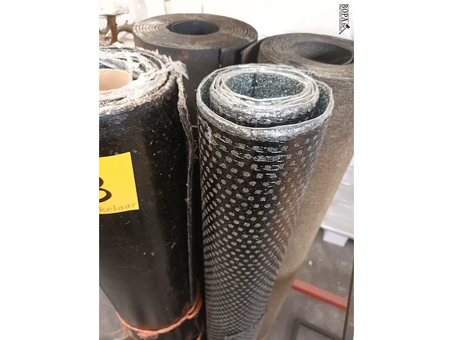 Lot 33 - restrollen roofing. 7 stuks - afbeelding 2 van  5