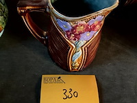 Lot 330 - kan met majolica bloesem - afbeelding 3 van  4