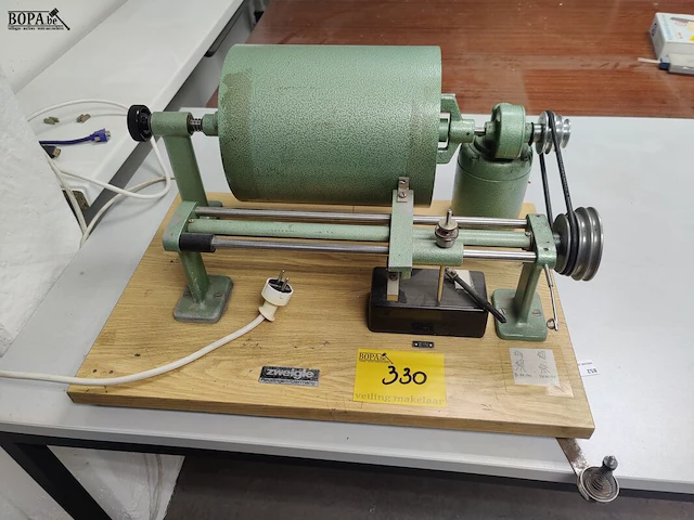 Lot 330 - zweigle garenmeettoestel - afbeelding 1 van  4