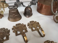Lot 331 - decoratie in koper. 45 stuks - afbeelding 2 van  10