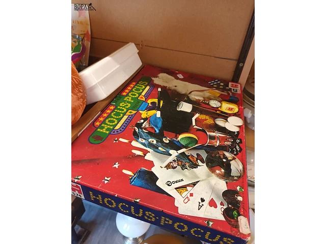 Lot 331 - lot speelgoed. 15 stuks - afbeelding 4 van  4