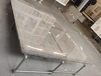 Lot 331 - presentatietafel met scheepsvloer - afbeelding 4 van  4