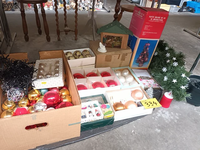 Lot 334 - lot kerstdecoratie - afbeelding 1 van  4