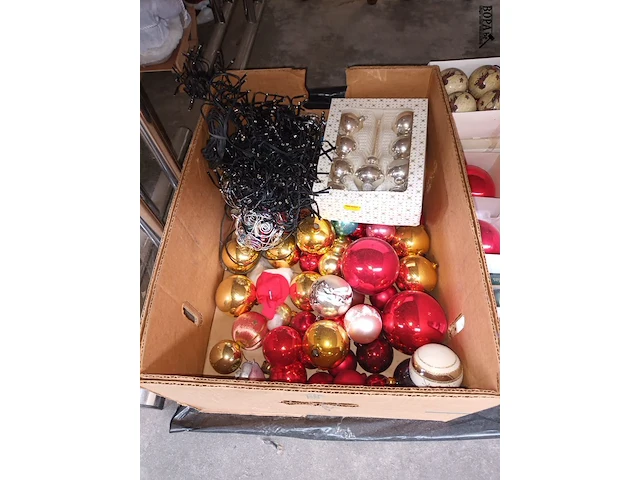 Lot 334 - lot kerstdecoratie - afbeelding 2 van  4