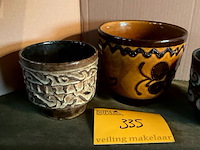 Lot 335 - duitse jardinière keramiek, 3 stuks - afbeelding 2 van  4