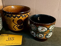 Lot 335 - duitse jardinière keramiek, 3 stuks - afbeelding 3 van  4