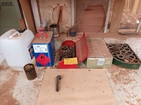 Lot 335 - werkmateriaal, producten en onderdelen - afbeelding 1 van  5
