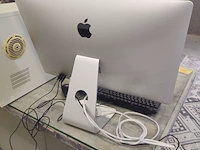 Lot 337 - computer apple en desktop - afbeelding 2 van  4