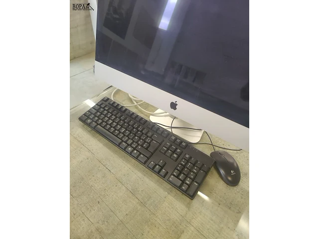 Lot 337 - computer apple en desktop - afbeelding 4 van  4