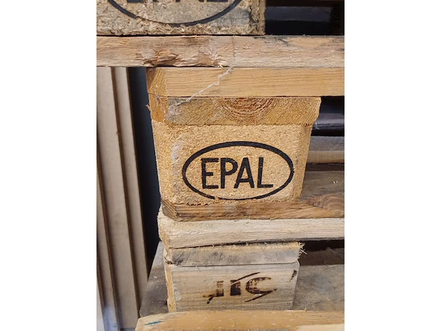 Lot 338 - europallet. 9 stuks - afbeelding 2 van  3