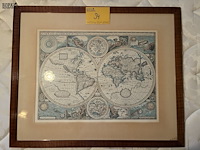 Lot 34 - kader wereldkaart - afbeelding 1 van  3