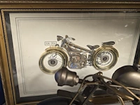Lot 34 - moto lot, 3 moto's, 2 kaders 3d en schaaltje - afbeelding 5 van  5
