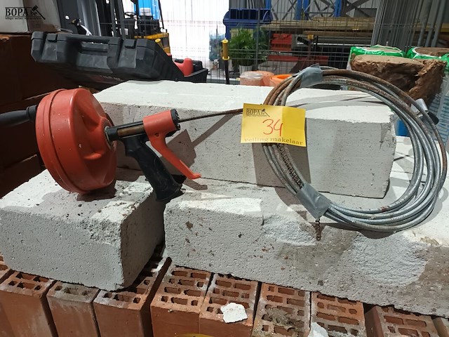 Lot 34 - ontstoppingsapparaat - afbeelding 1 van  4