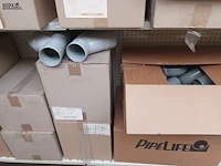 Lot 34 - pvc t-stukken en bogen. 50 dozen - afbeelding 5 van  7