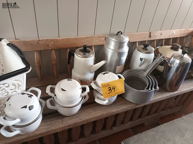 Lot 34 - vintage huisraad. 15 stuks - afbeelding 1 van  5