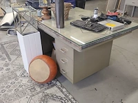 Lot 340 - bureau mewaf - afbeelding 1 van  3