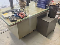 Lot 340 - bureau mewaf - afbeelding 2 van  3