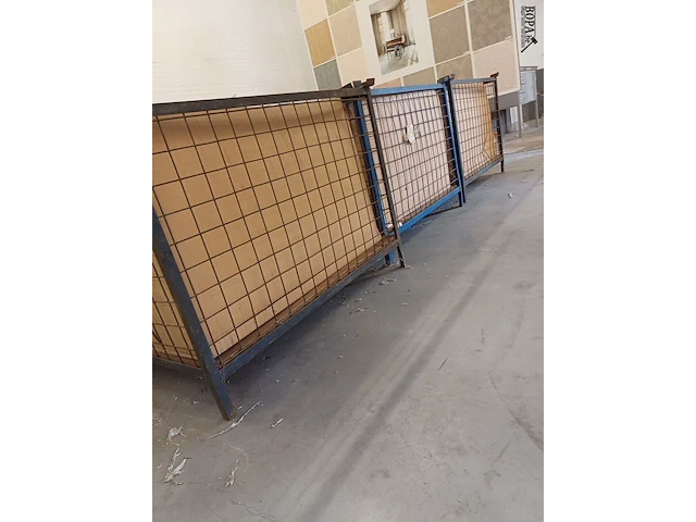Lot 340 - metalen stapelbak 3 stuks - afbeelding 3 van  3
