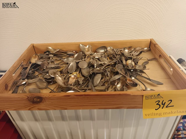 Lot 342 - lot kleine lepeltjes - afbeelding 1 van  3