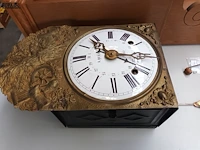 Lot 344 - comtoise klok in eiken kast - afbeelding 3 van  7
