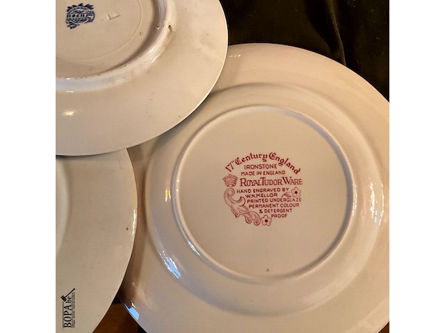 Lot 346 - sierborden boch/royal tudor ware, 5 stuks - afbeelding 4 van  5