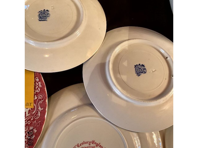 Lot 346 - sierborden boch/royal tudor ware, 5 stuks - afbeelding 5 van  5