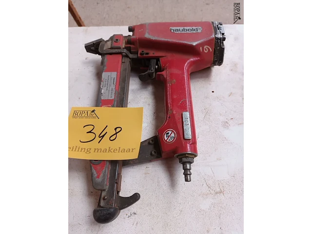 Lot 348 - pneumatische nietmachine haubold - afbeelding 1 van  2