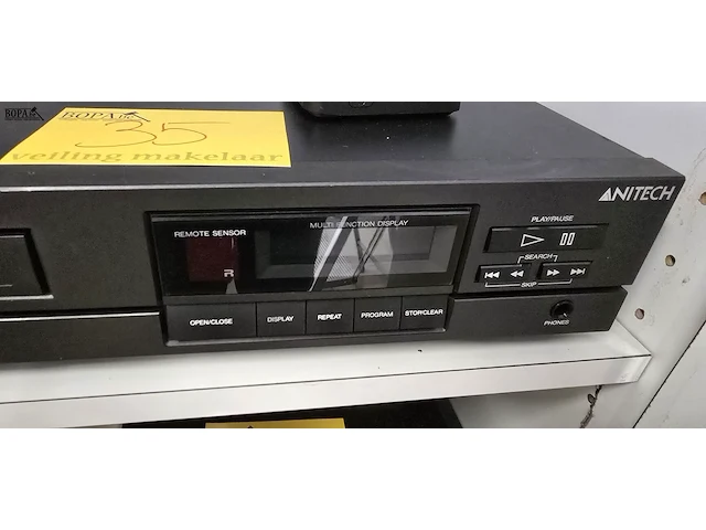 Lot 35 - cd speler amitech - afbeelding 3 van  3