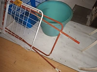 Lot 35 - droogrek en wasmanden - afbeelding 2 van  3