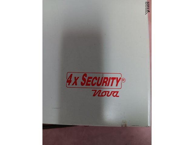 Lot 35 - elektrische radiator nova - afbeelding 2 van  3